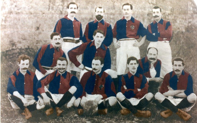 Barcelona ra đời vào năm 1899