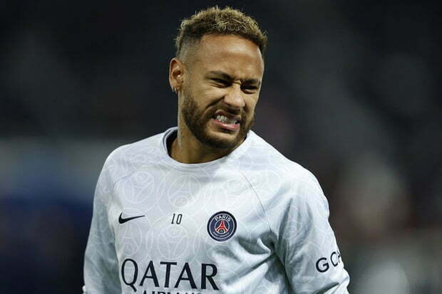 Neymar liên tục gặp phải chấn thương trong quãng thời gian ở PSG. Vì vậy, Neymar gia nhập al Hilal